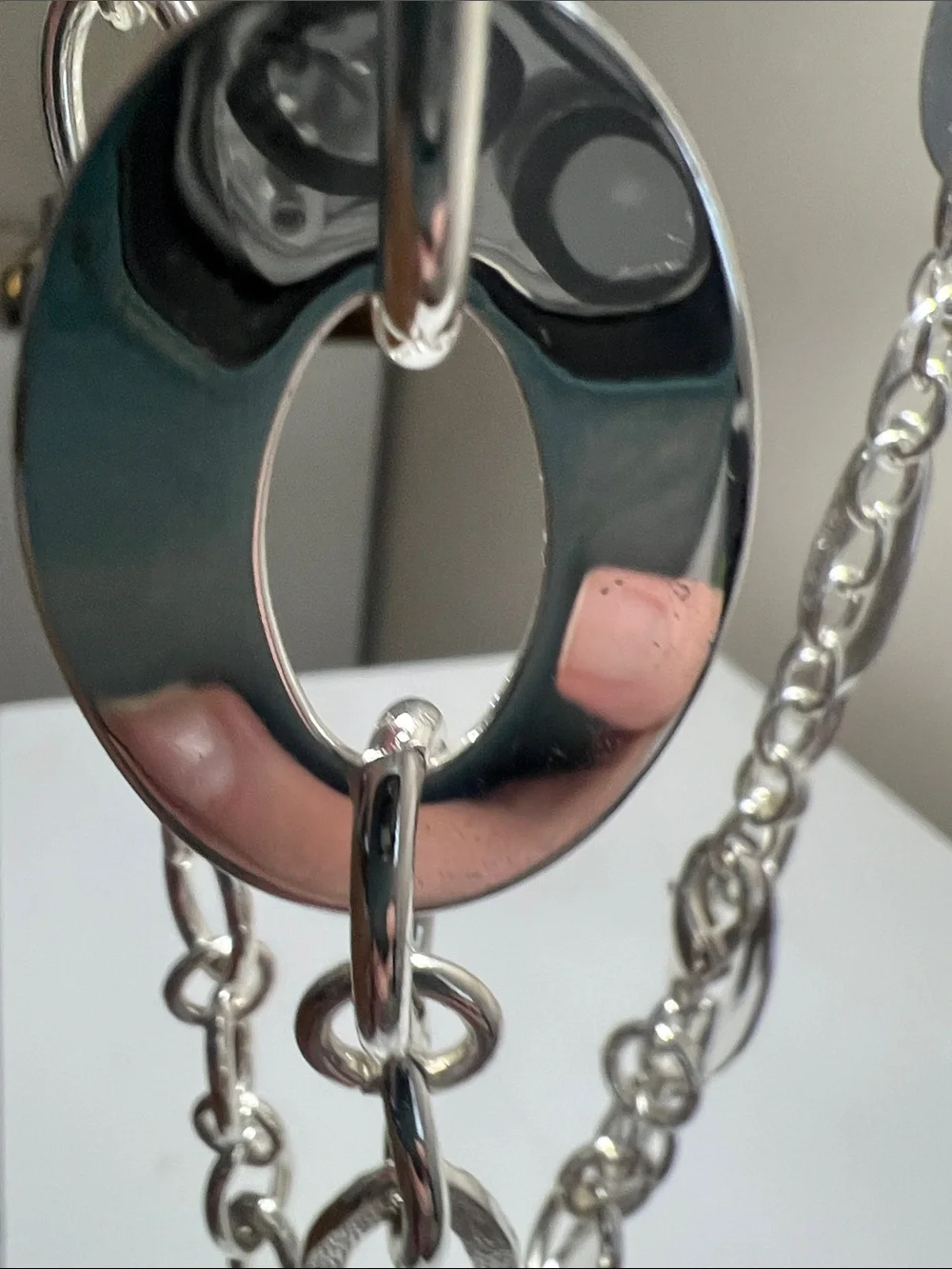 Daisy Fuentes Shiny Silver Tone Open Oval Link Necklace - Vintage